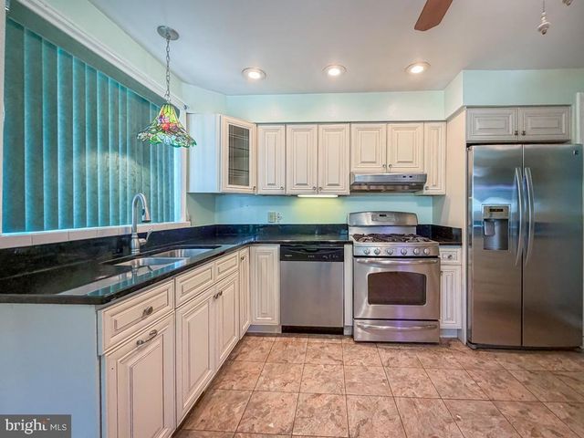 9601 DEDAKER ST, Philadelphia, PA 19115