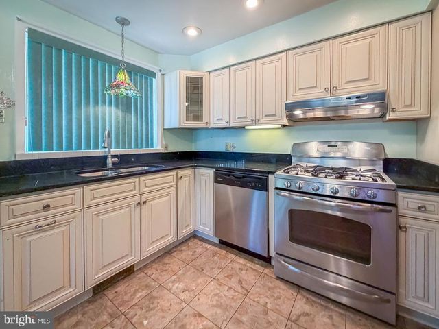 9601 DEDAKER ST, Philadelphia, PA 19115