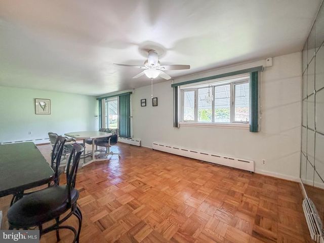 9601 DEDAKER ST, Philadelphia, PA 19115