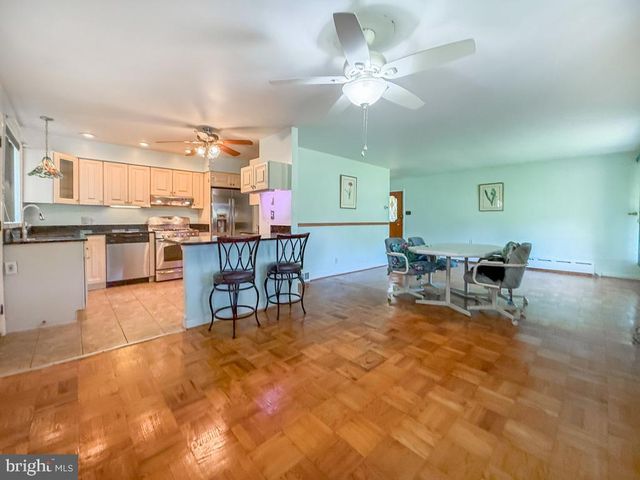 9601 DEDAKER ST, Philadelphia, PA 19115