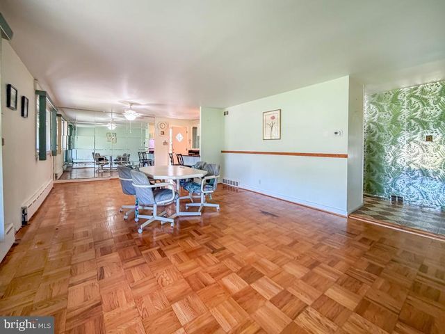 9601 DEDAKER ST, Philadelphia, PA 19115