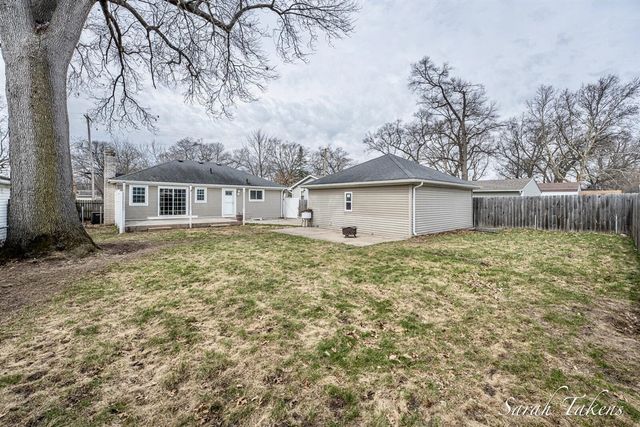 3766 Parkland Avenue, Wyoming, MI 49509