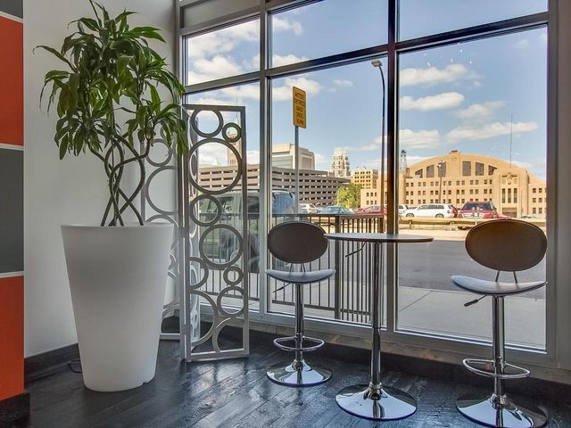 521 S 7th Street 204, Minneapolis, MN 55415