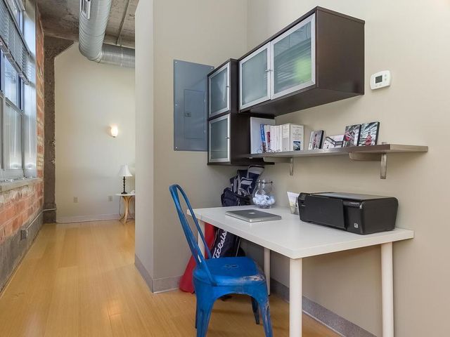 521 S 7th Street 204, Minneapolis, MN 55415