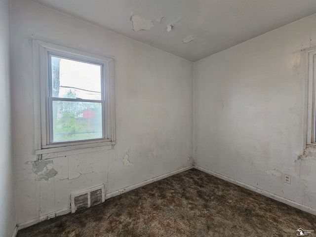 8620 Central Street, Detroit, MI 48204