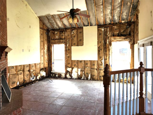 180 Shady Shores, Mabank, TX 75156