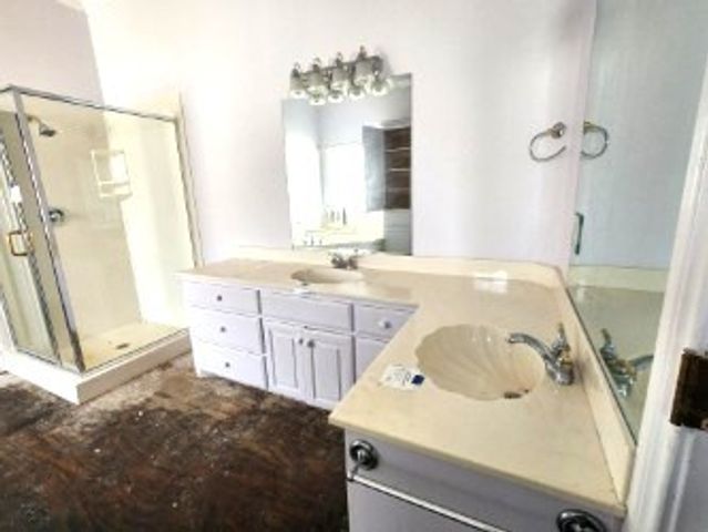 180 Shady Shores, Mabank, TX 75156