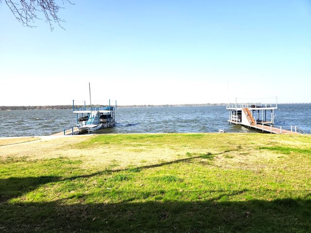 180 Shady Shores, Mabank, TX 75156