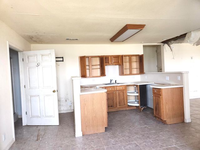 180 Shady Shores, Mabank, TX 75156