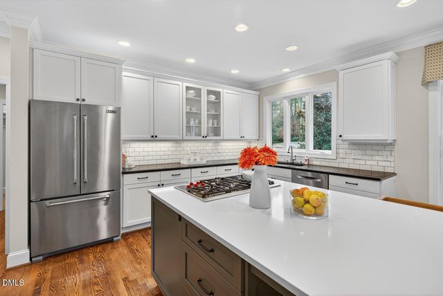 100 Palmyra Place, Chapel Hill, NC 27514