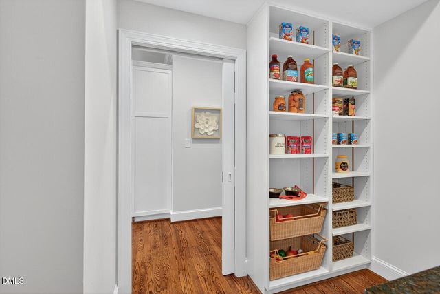 100 Palmyra Place, Chapel Hill, NC 27514