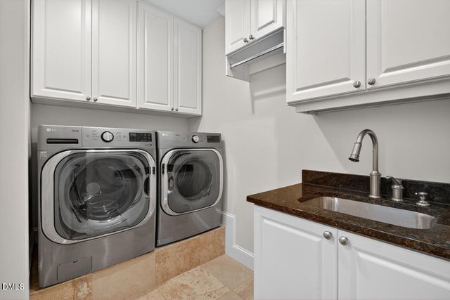 100 Palmyra Place, Chapel Hill, NC 27514