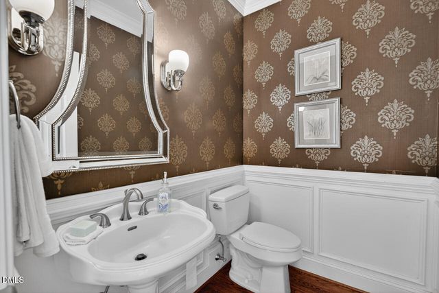 100 Palmyra Place, Chapel Hill, NC 27514