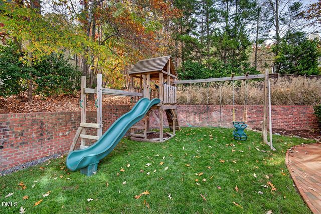 100 Palmyra Place, Chapel Hill, NC 27514