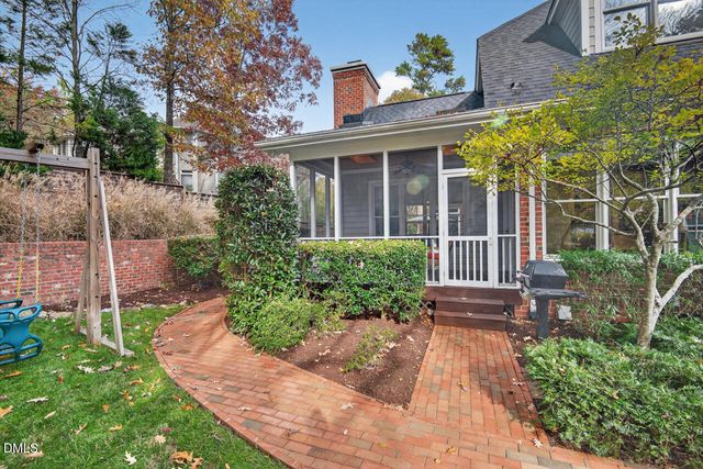 100 Palmyra Place, Chapel Hill, NC 27514