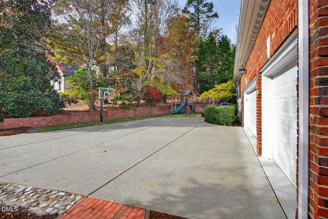 100 Palmyra Place, Chapel Hill, NC 27514