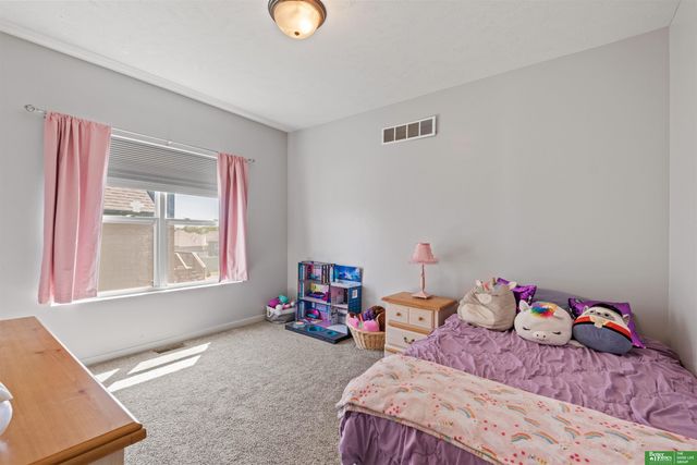 7804 S 195th Street, Gretna, NE 68028