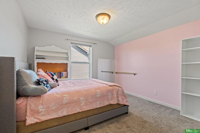 7804 S 195th Street, Gretna, NE 68028