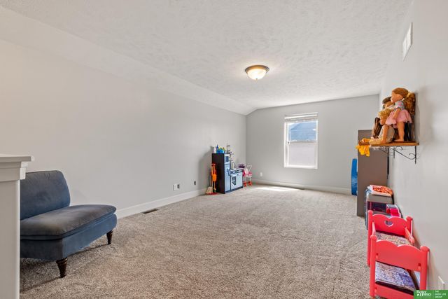 7804 S 195th Street, Gretna, NE 68028