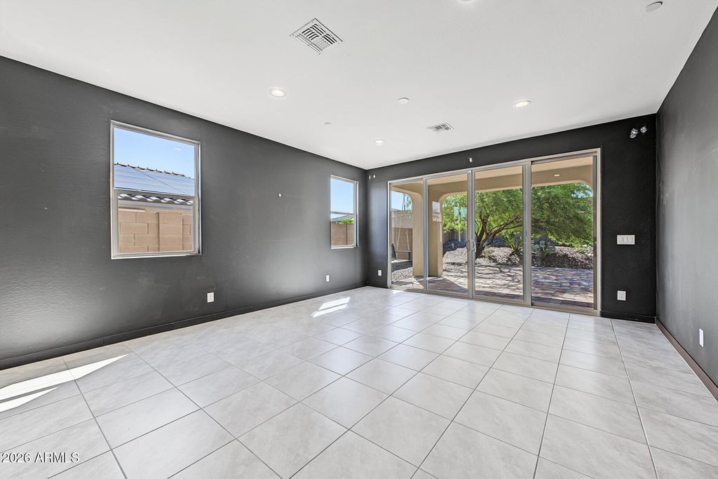 13239 W RED RANGE Way, Peoria, AZ 85383 — photo 3