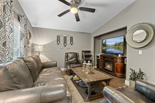 198 Catherine, Whitney, TX 76692