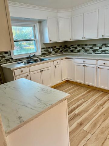 19903 Martin Road, Saint Clair Shores City, MI 48081