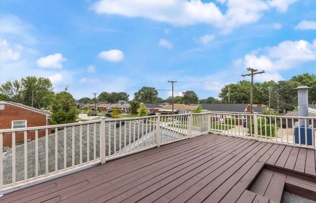 19903 Martin Road, Saint Clair Shores City, MI 48081