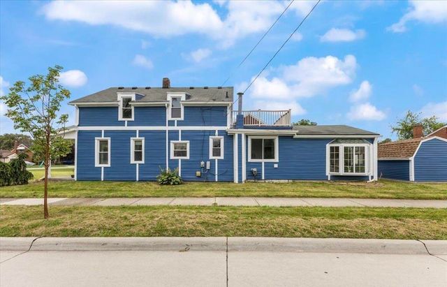 19903 Martin Road, Saint Clair Shores City, MI 48081