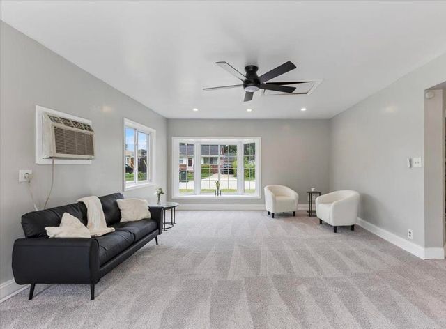 19903 Martin Road, Saint Clair Shores City, MI 48081