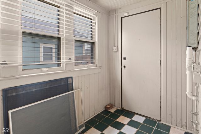 3216 W 9th Street, Indianapolis, IN 46222