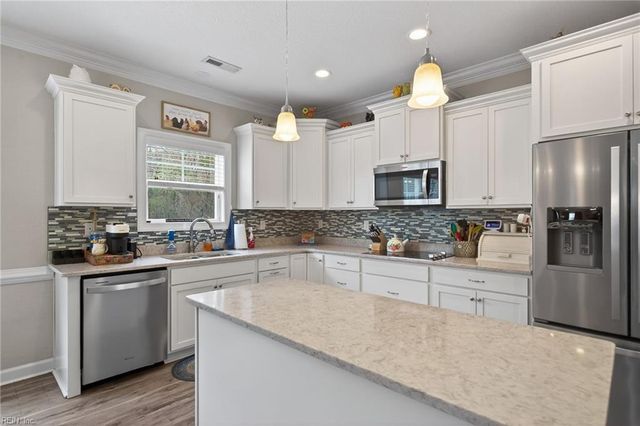 6501 Leafwood RD, Suffolk, VA 23437