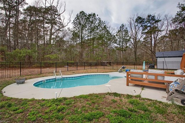 6501 Leafwood RD, Suffolk, VA 23437