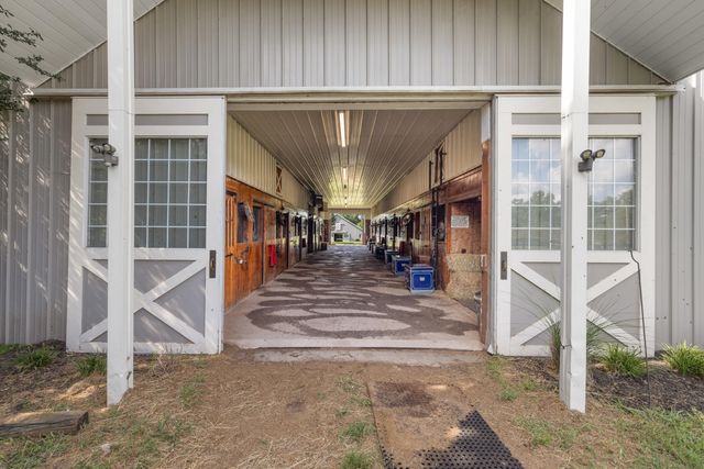 3352 Huntertown Road, Versailles, KY 40383