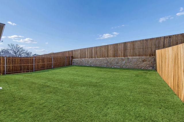 1941 Paddock Lane, Seagoville, TX 75159