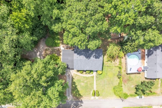 5 Jones Circle, Greenville, SC 29617