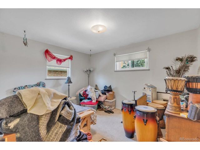 3220 S Fulton Ct, Denver, CO 80231