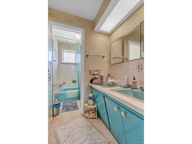 3220 S Fulton Ct, Denver, CO 80231