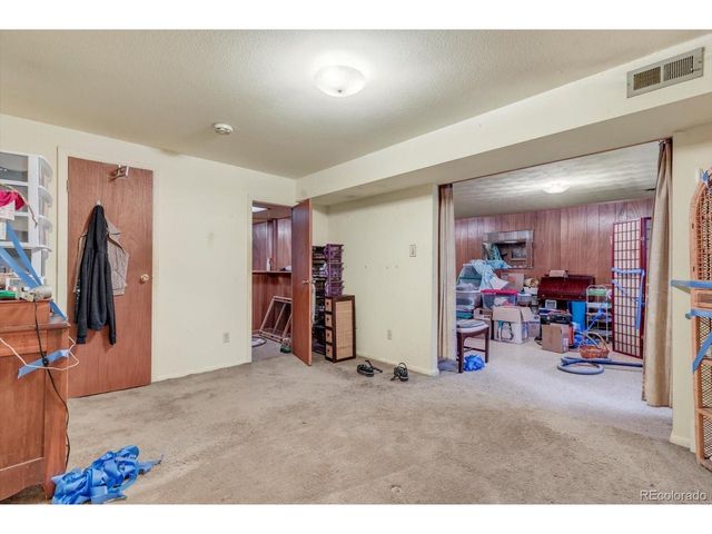 3220 S Fulton Ct, Denver, CO 80231