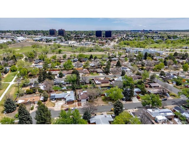 3220 S Fulton Ct, Denver, CO 80231