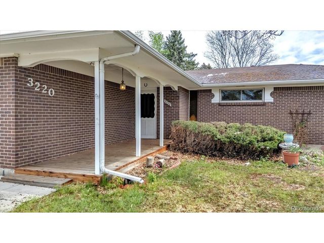3220 S Fulton Ct, Denver, CO 80231