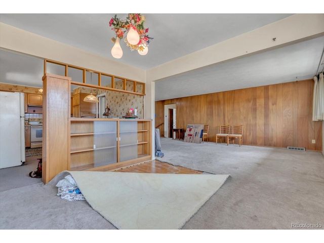 3220 S Fulton Ct, Denver, CO 80231