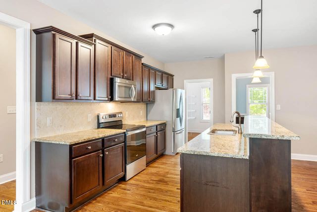 228 Scarlet Oak, Clayton, NC 27520