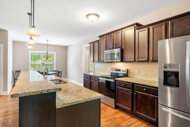 228 Scarlet Oak, Clayton, NC 27520