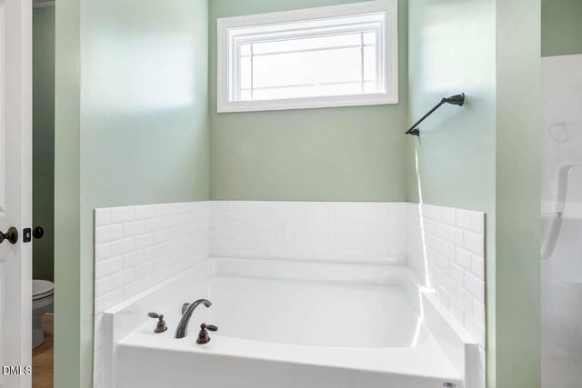 228 Scarlet Oak, Clayton, NC 27520