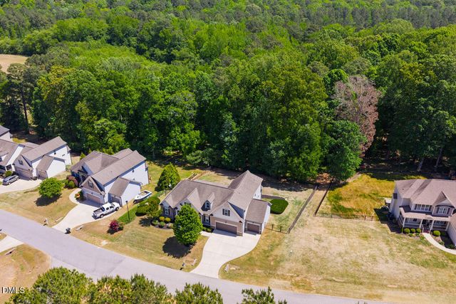 228 Scarlet Oak, Clayton, NC 27520