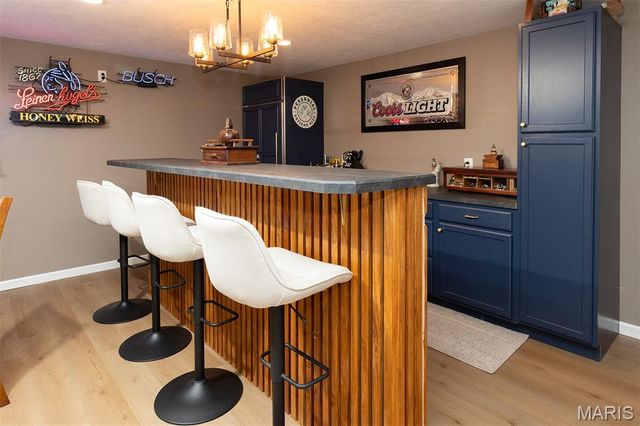 12135 Eddie And Park Road, Crestwood, MO 63126