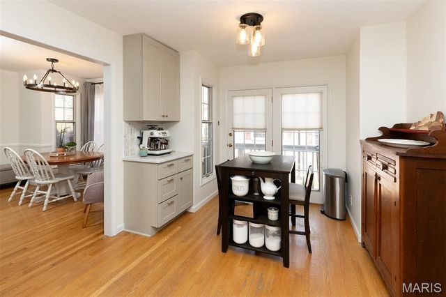 12135 Eddie And Park Road, Crestwood, MO 63126