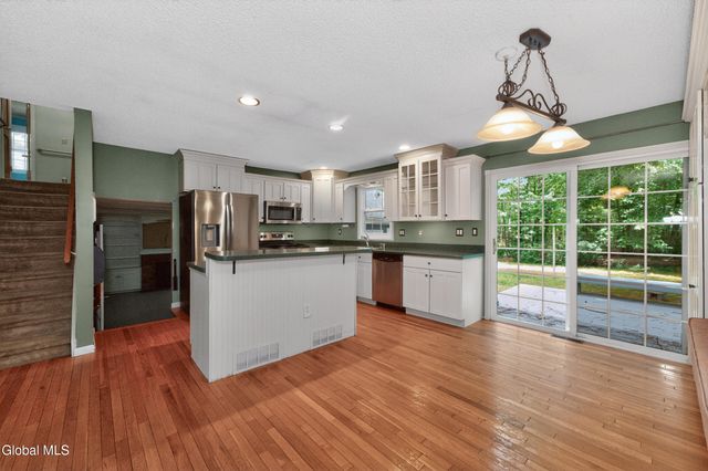 42 Wineberry Lane, Malta, NY 12020