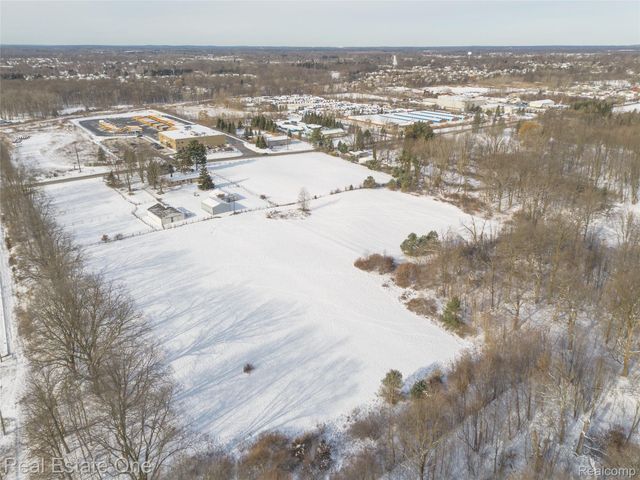 22700 Griswold Road, Lyon Charter Township, MI 48178