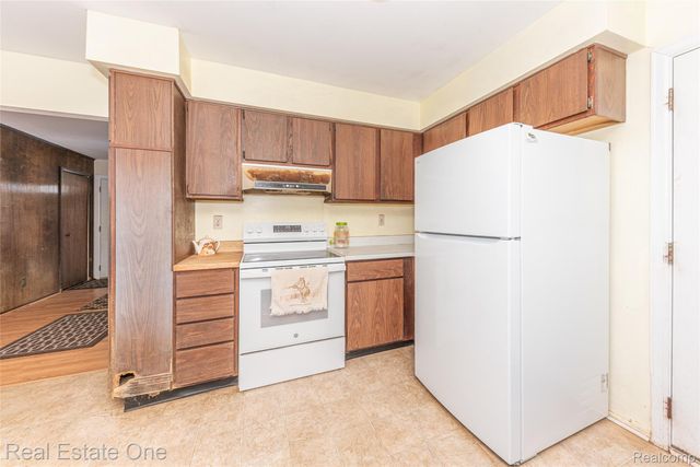 22700 Griswold Road, Lyon Charter Township, MI 48178